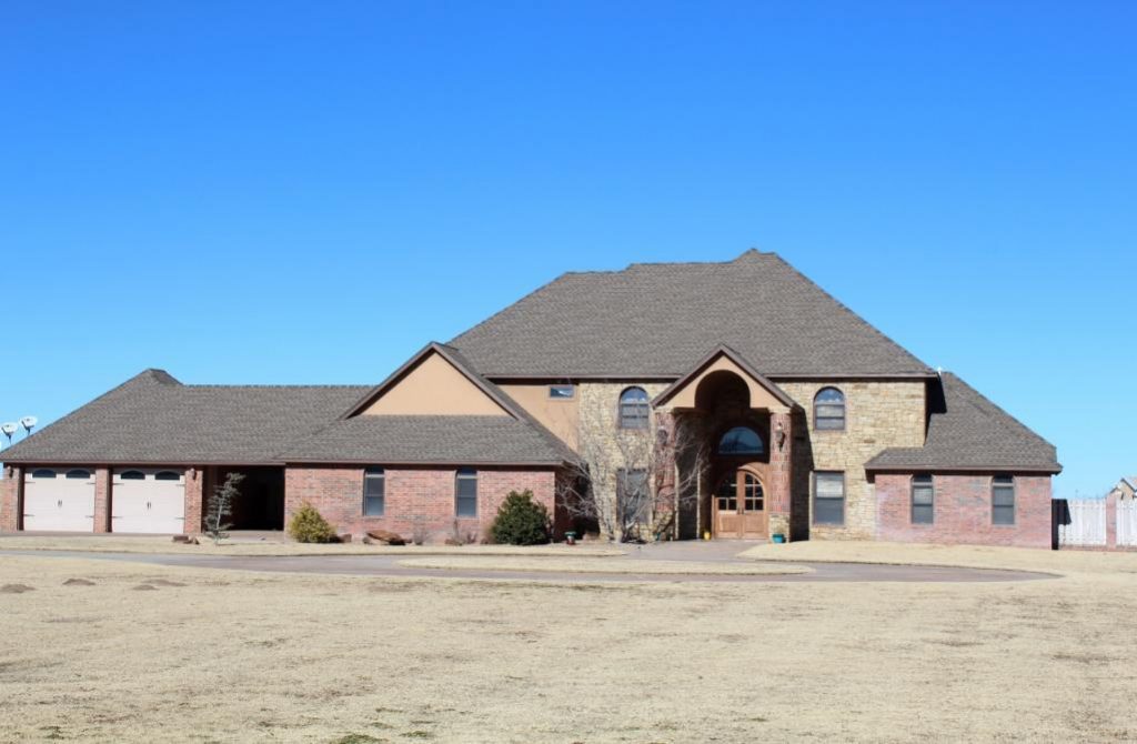 Font View of Executive Home in Woodward Oklahoma